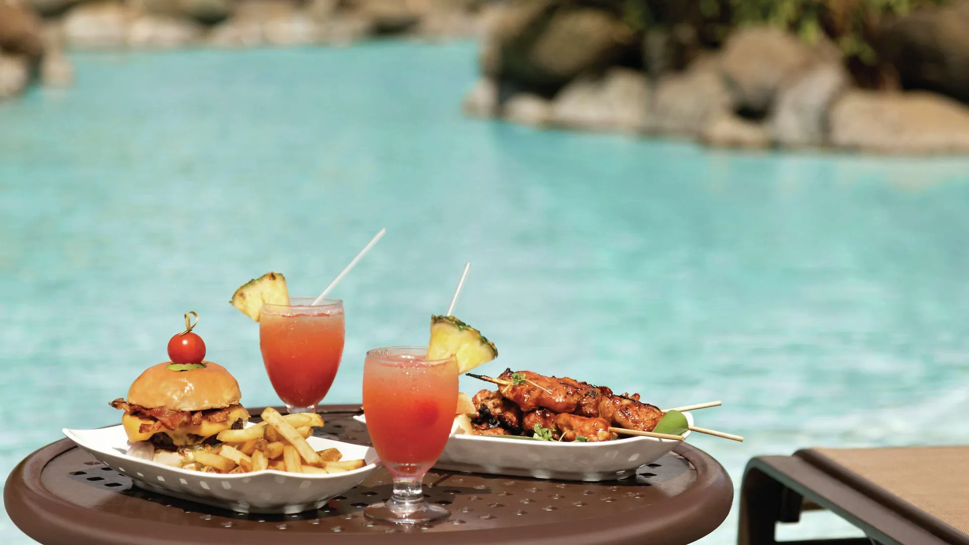 Resort Embassy Suites By Hilton San Juan - Hotel & Casino