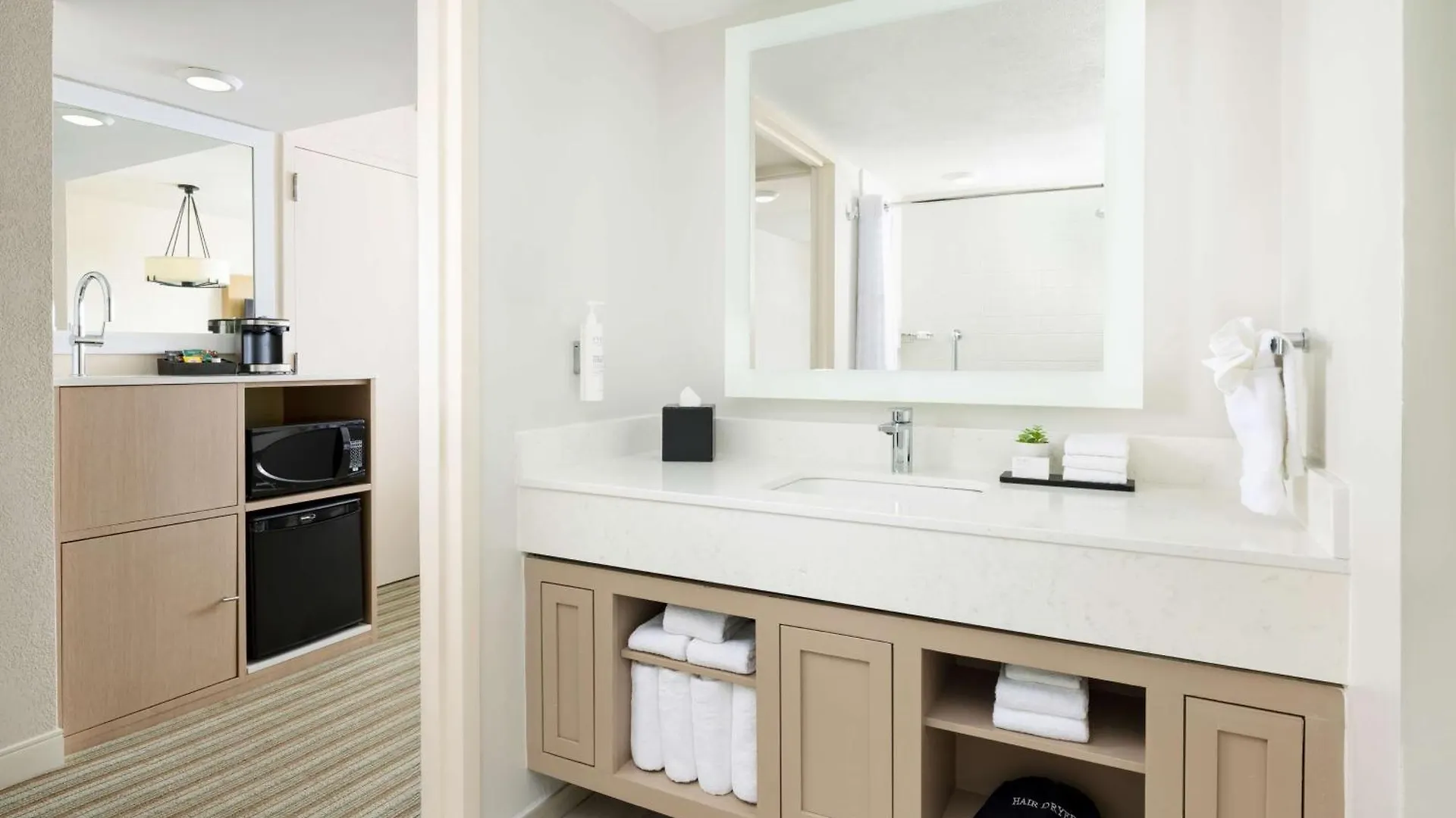 Embassy Suites By Hilton San Juan - Hotel & Casino