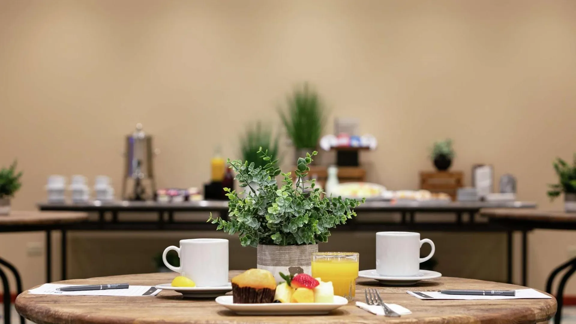 Resort Embassy Suites By Hilton San Juan - Hotel & Casino