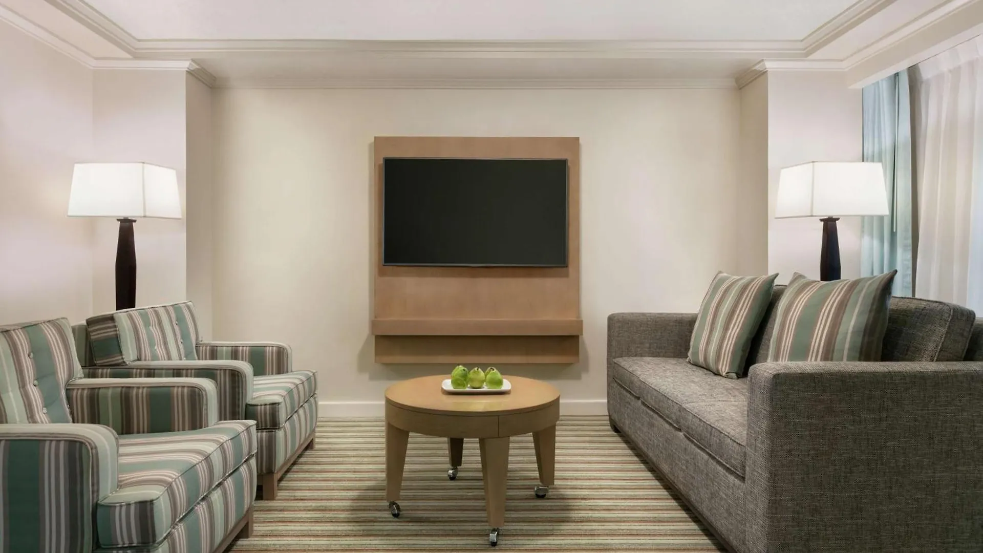 Embassy Suites By Hilton San Juan - Hotel & Casino Resort